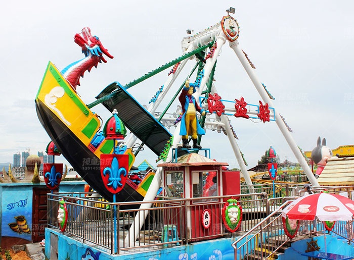 24座豪華海盜船 24座豪華海盜船